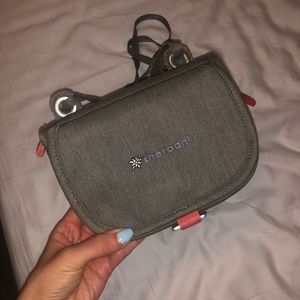 Sherpani Cross body wallet
